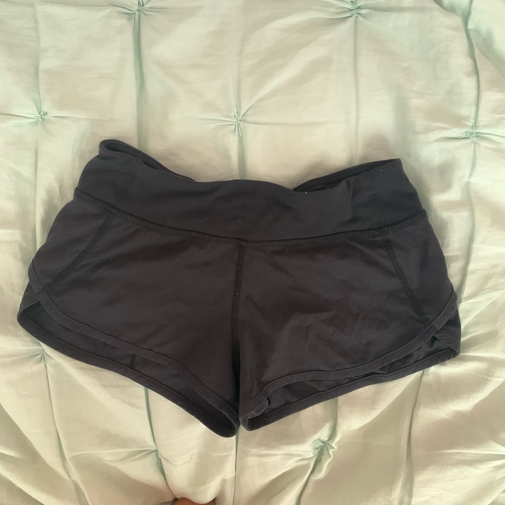 BLACK IVIVVA ATHLETIC SHORTS